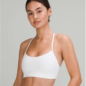 Lululemon Flow Y Adjustable Bra *Light Support, A–C Cups White SZ8
